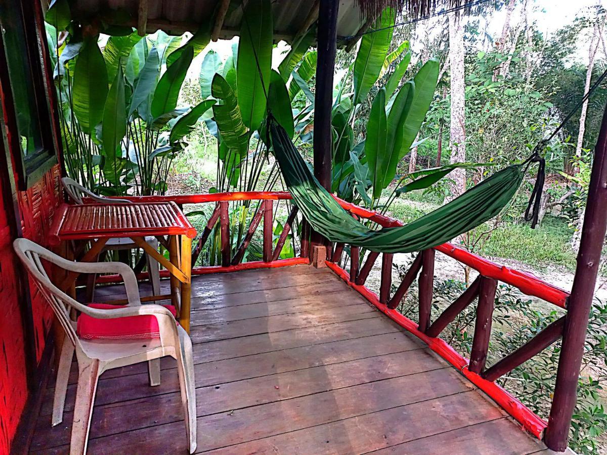 Lanta Maikeaw Bungalow 란타섬 외부 사진