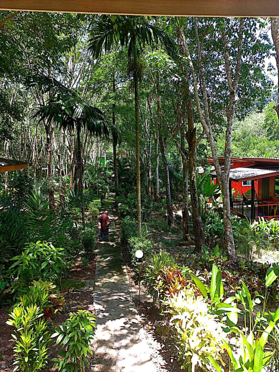 Lanta Maikeaw Bungalow 란타섬 외부 사진