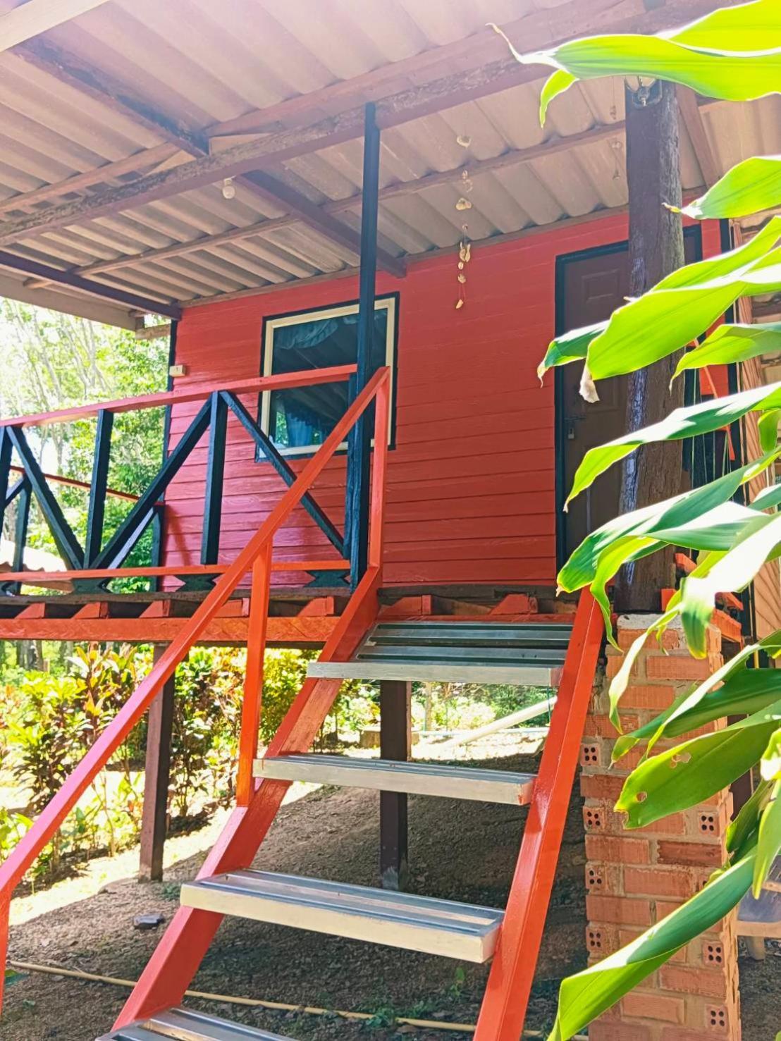 Lanta Maikeaw Bungalow 란타섬 외부 사진