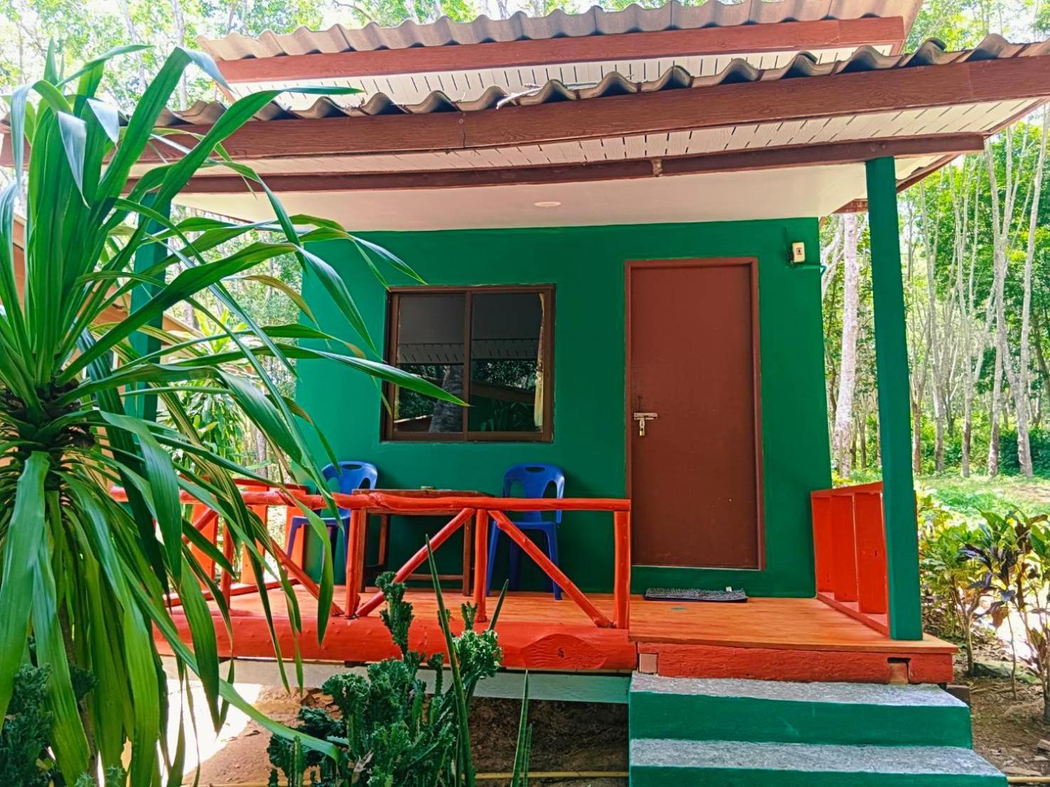Lanta Maikeaw Bungalow 란타섬 외부 사진